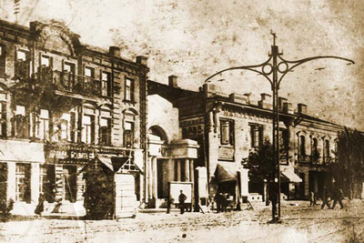 Вход в электротеатр «Ампир», 1910-е годы